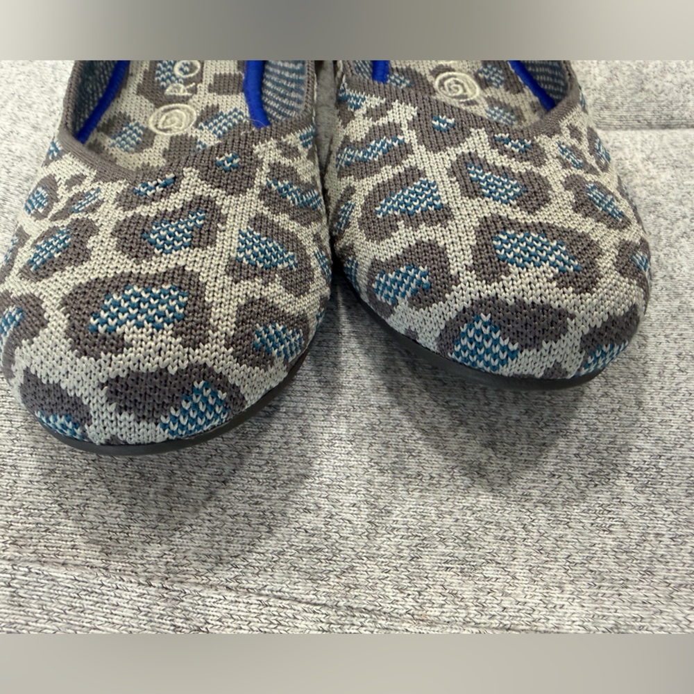 Rothy's Gray Leopard Knit Slip-On Flats with Blue Trim - Picture 5 of 6